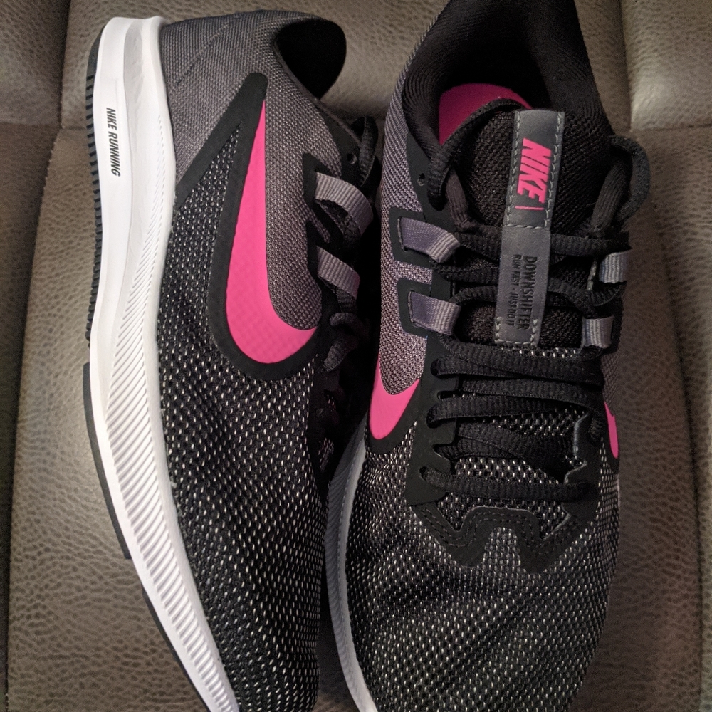 WOMENS SHOE NIKE RUNNING WALKING JOGGING